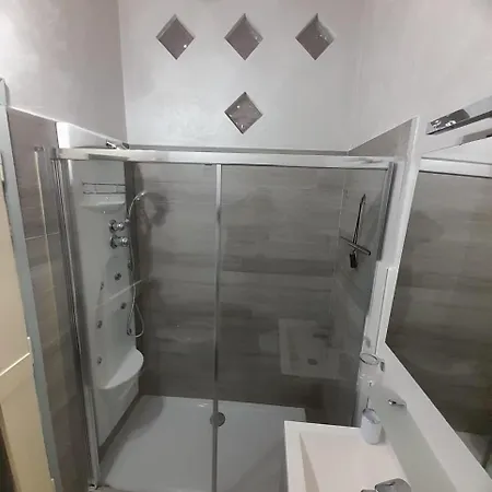 Centro 1 Apartment *